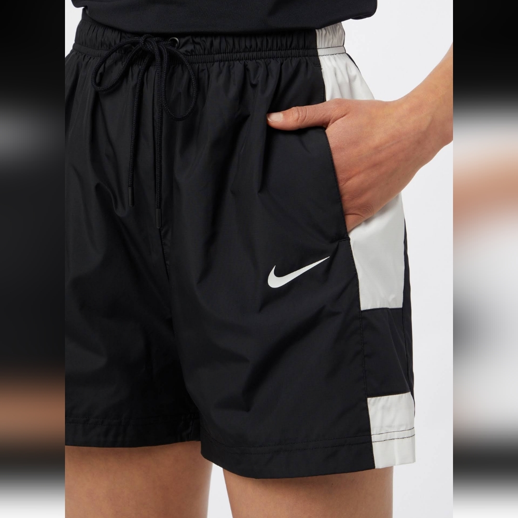 Nike Sportswear Shorts Black Women's Size L Nwt
